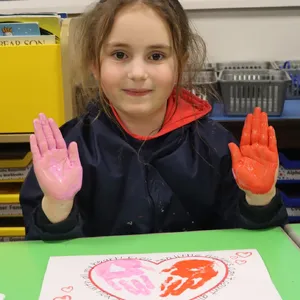 🌹 Happy Valentine’s Day from Mrs Waldock's Junior School Art Club! 🌹🎨 The pupils learned about the history of St. Valentine and got creative, making beautiful pictures for their loved ones using paint and tissue paper.🥰 They put a lot of thought into their artwork, making each one extra special.#ValentinesDay #ArtClub #CreativeKids #StValentine #RedHouseSchool #AnEducationEnjoyed